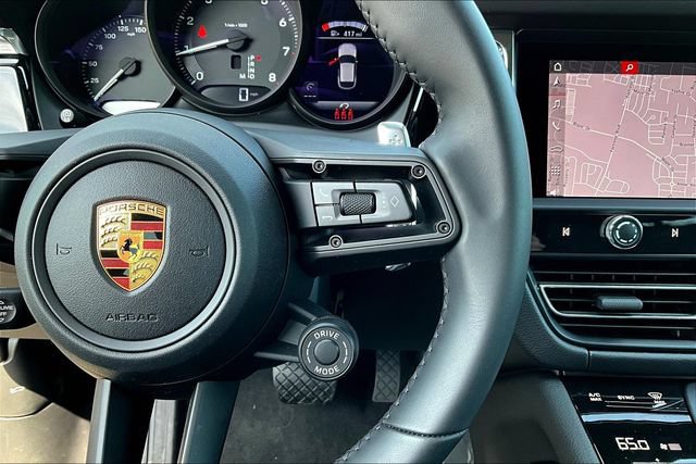Used 2026 Porsche Macan AWD/4WD image 12