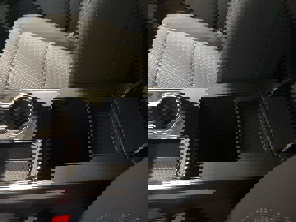 New 2026 Chevrolet Equinox LT w/ Safety and Technology Package image 17