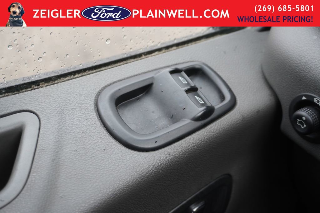 Used 2024 Ford Transit 350 XLT image 29