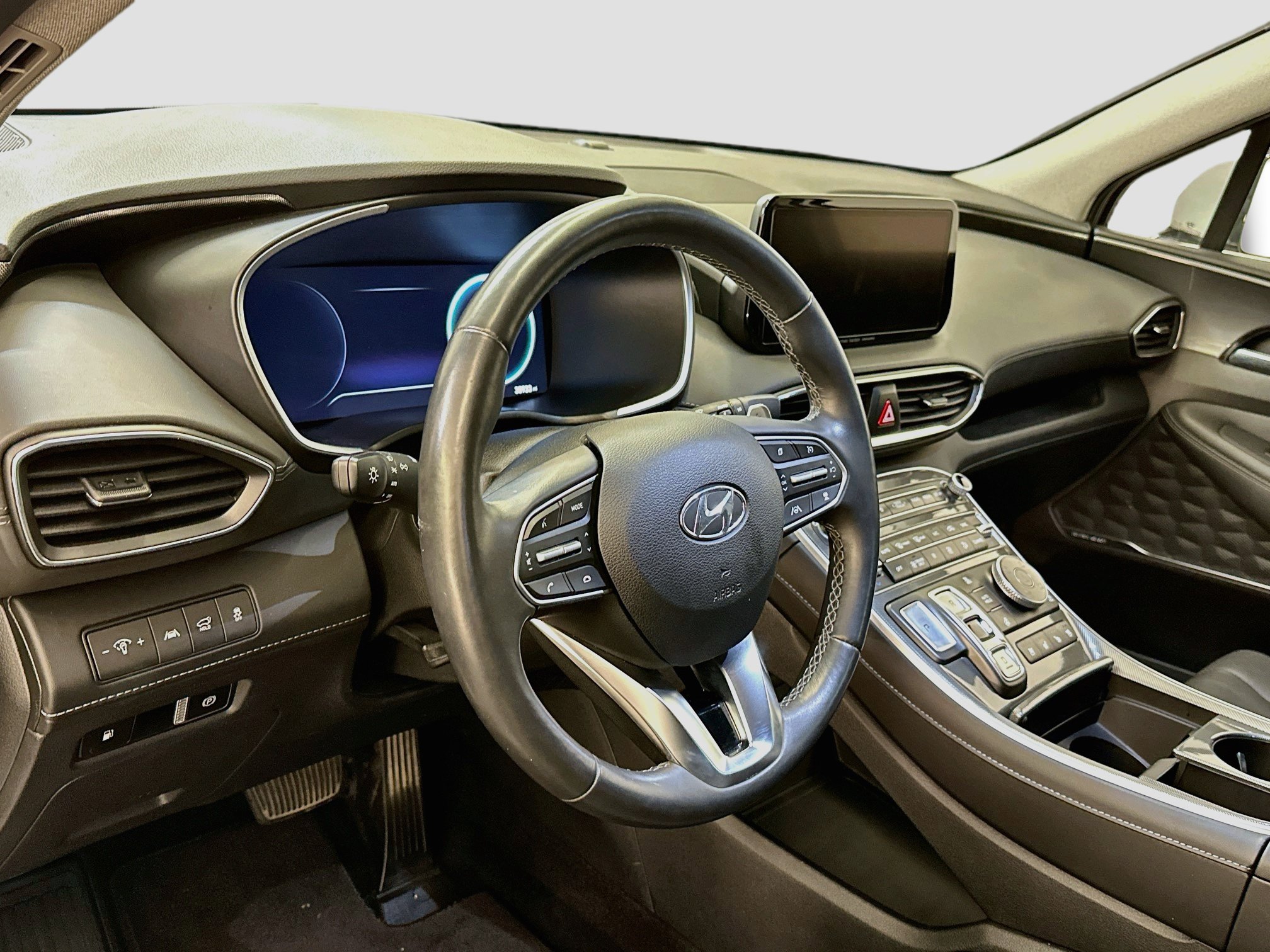 Used 2023 Hyundai Santa Fe Limited AWD/4WD image 18