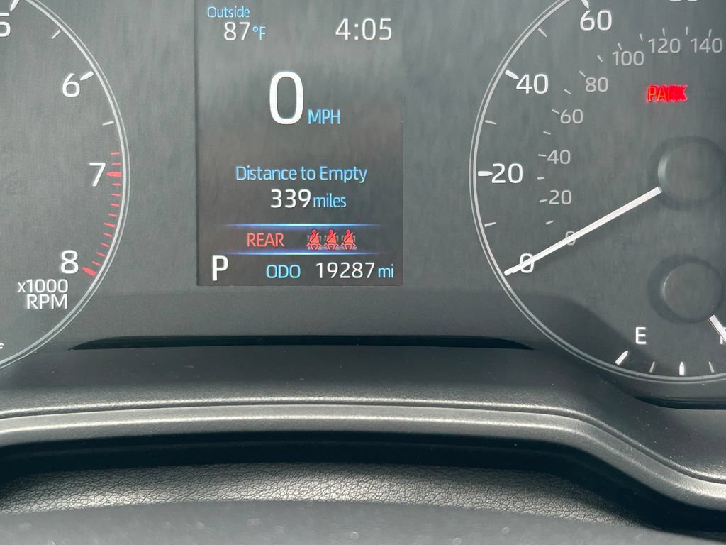 Used 2024 Toyota Corolla LE FWD image 29