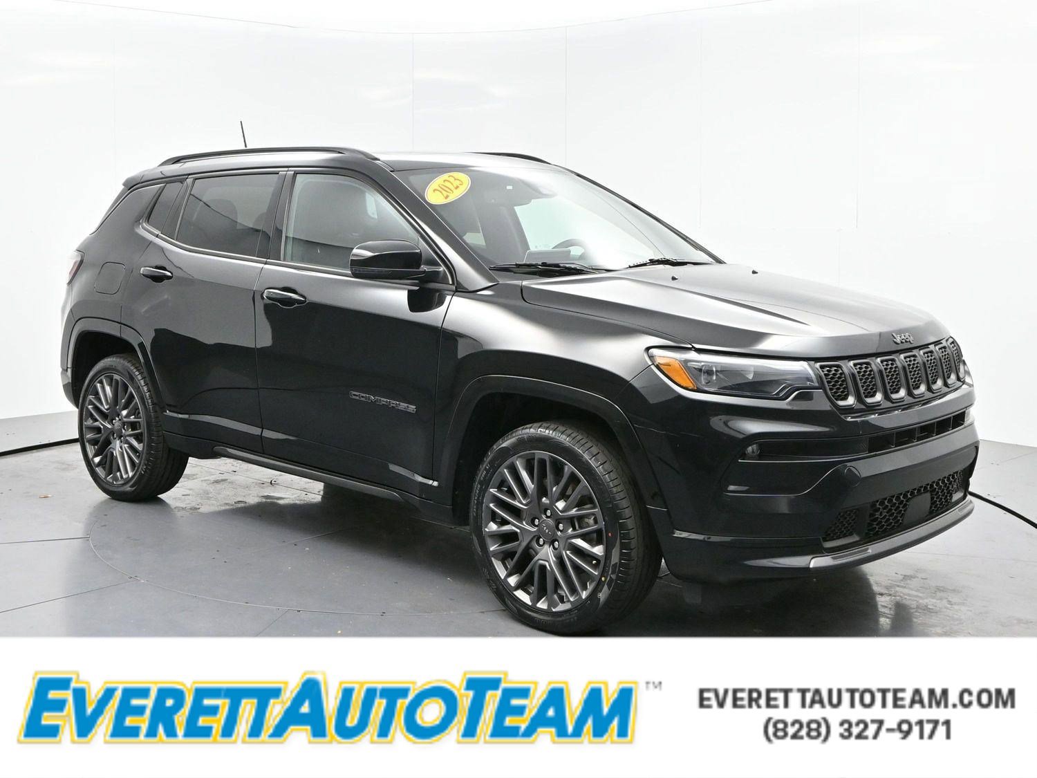 Used 2023 Jeep Compass High Altitude image 1