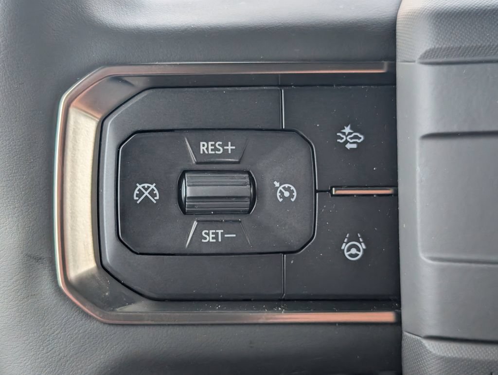 New 2025 GMC Hummer EV 2X AWD/4WD image 16