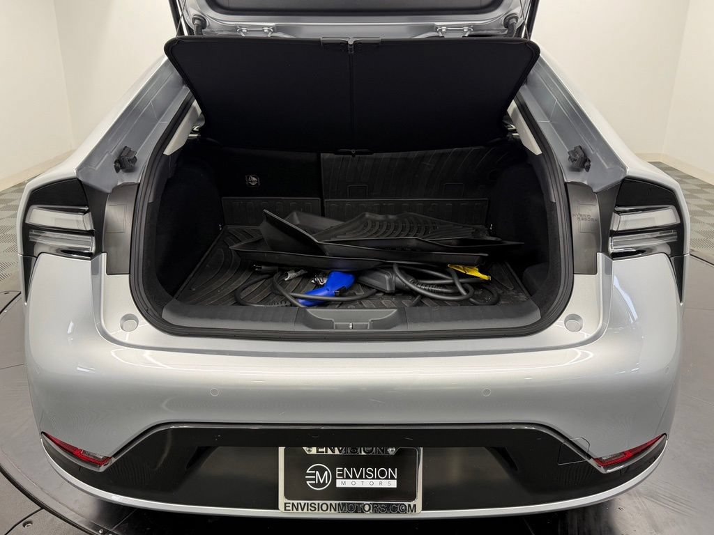 Certified 2025 Toyota Prius Plug-In Hybrid FWD image 15