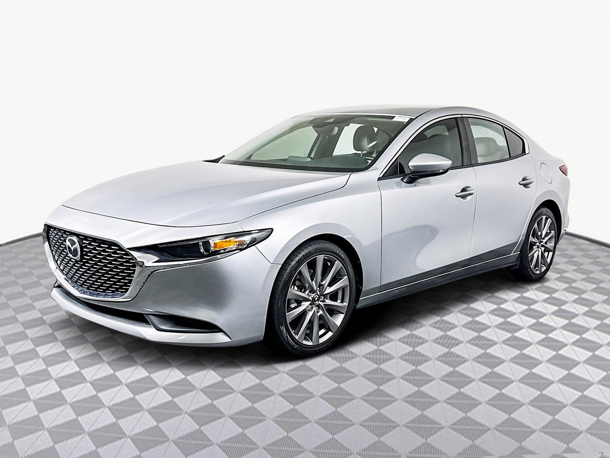 Used 2020 MAZDA MAZDA3 Sedan w/ Select Package image 4