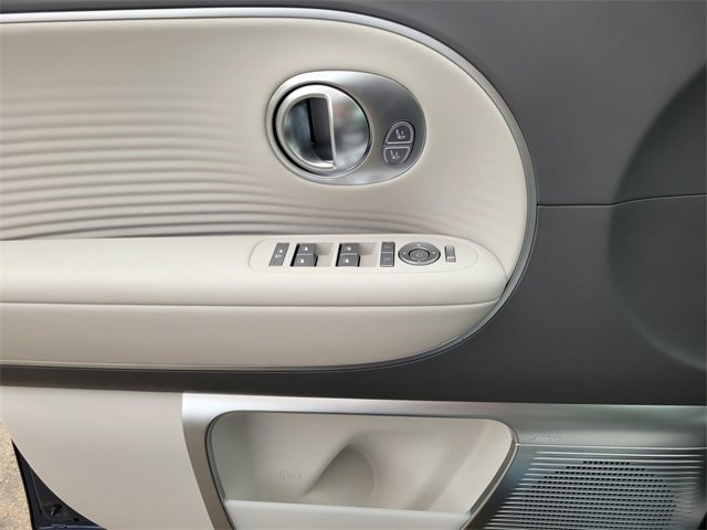 New 2026 Hyundai Ioniq 9 Limited image 16