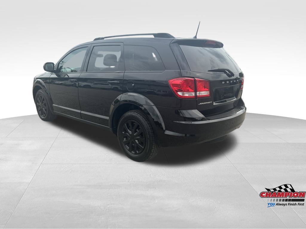 Used 2019 Dodge Journey SE FWD image 3