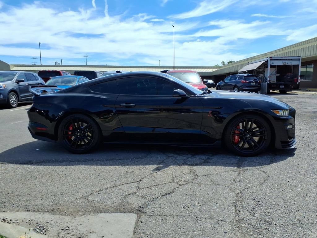 Used 2021 Ford Mustang Shelby GT500 w/ Technology Package RWD image 6