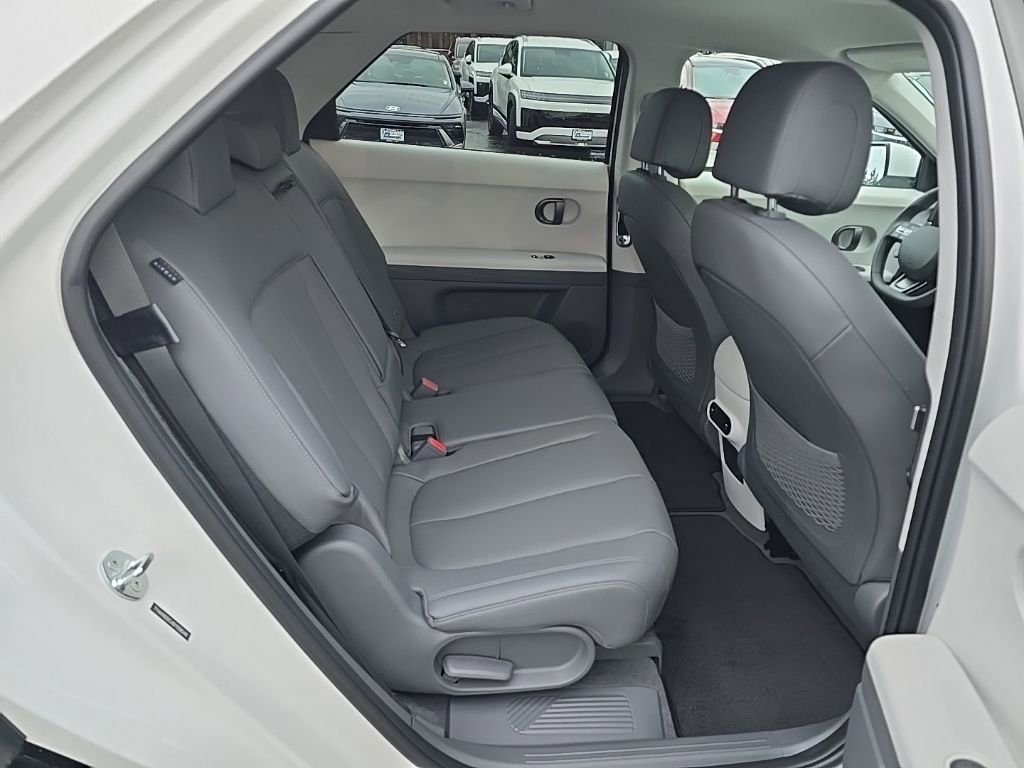 Certified 2025 Hyundai Ioniq 5 SEL image 29