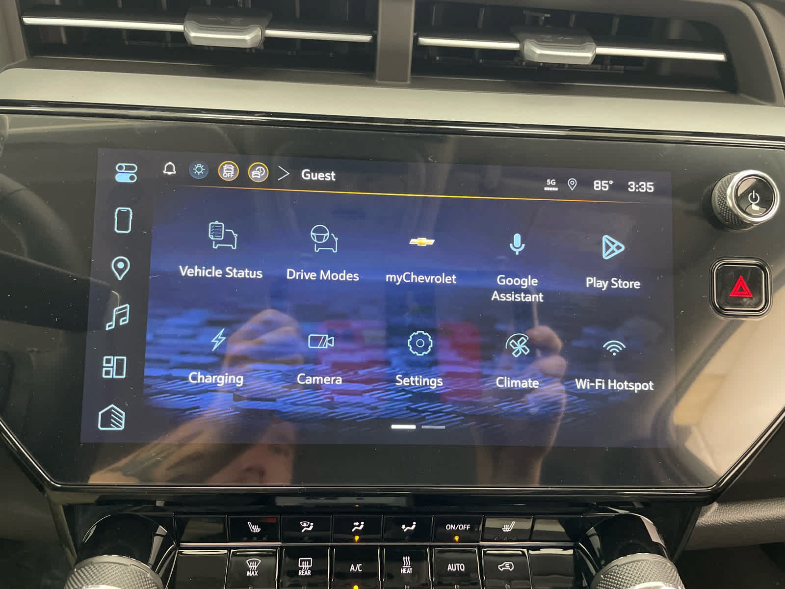 New 2027 Chevrolet Bolt LT w/ Comfort Package FWD image 3