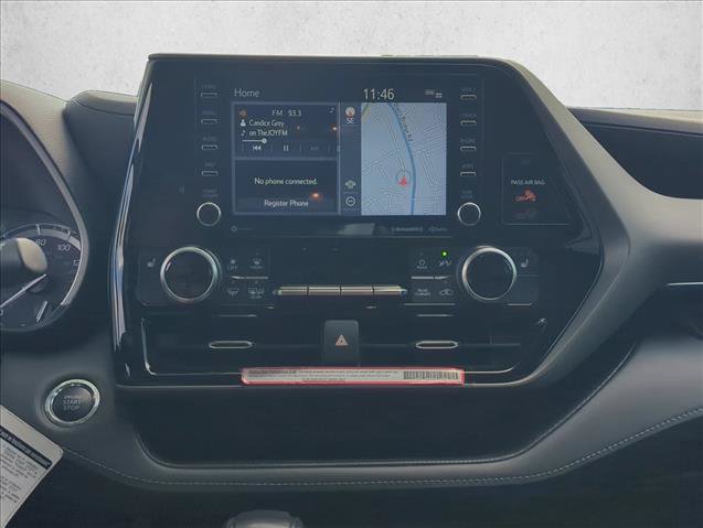 Used 2022 Toyota Highlander XLE FWD image 19