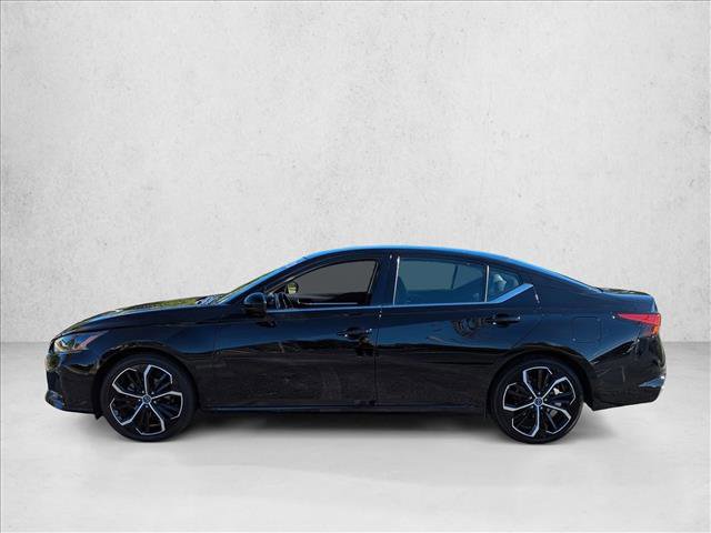 Used 2023 Nissan Altima 2.5 SR image 9