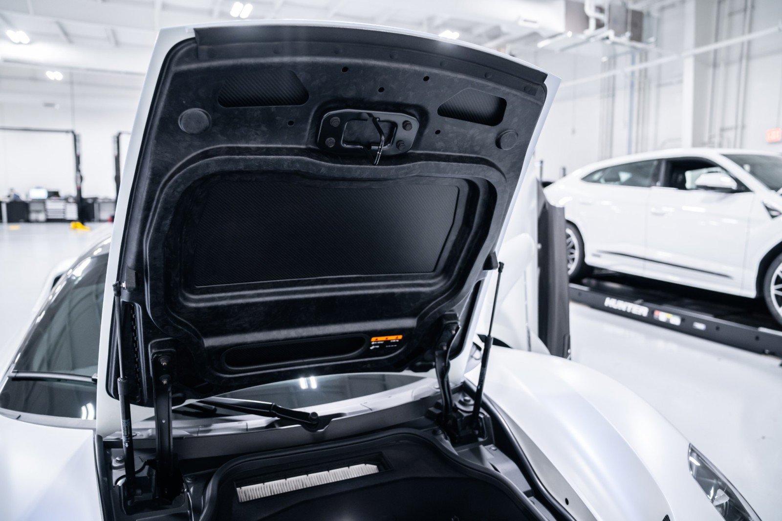 Used 2022 Maserati MC20 Coupe image 25