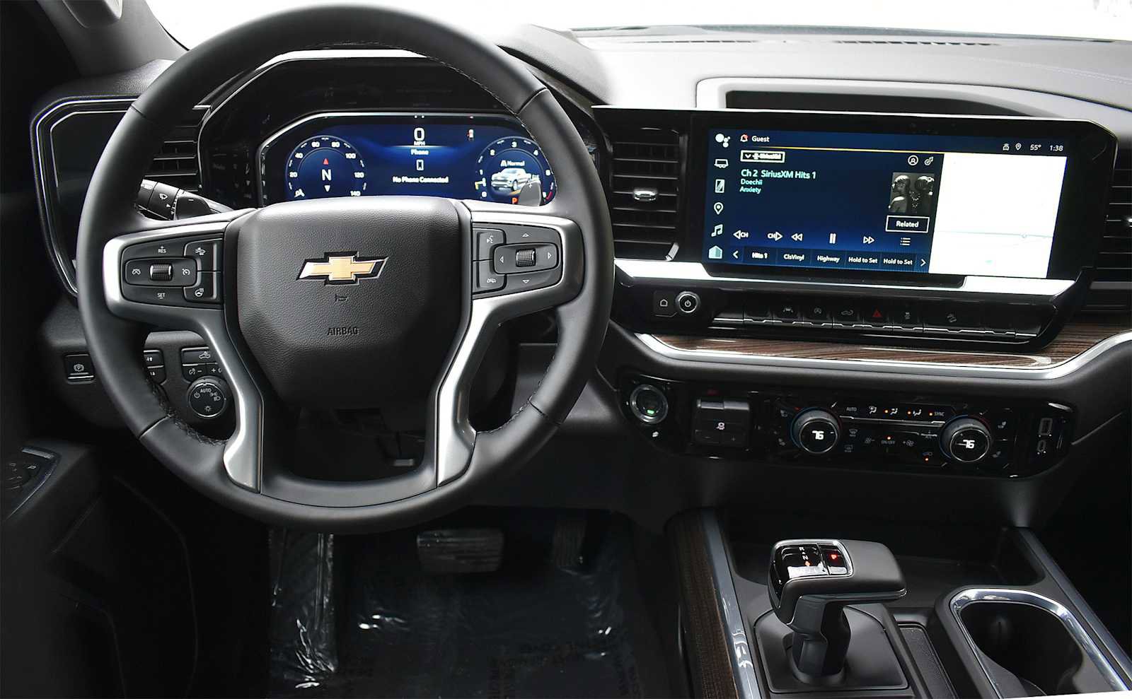 Used 2026 Chevrolet Silverado 1500 LT image 12