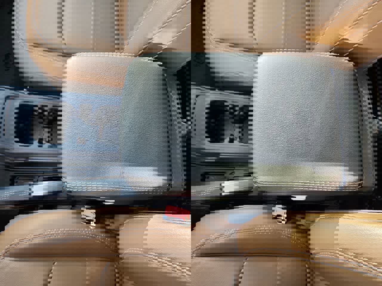 Used 2023 Jeep Wrangler Sahara w/ Cold Weather Group image 20