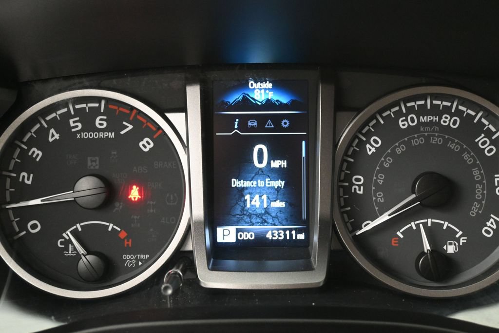 Used 2022 Toyota Tacoma SR5 w/ Technology Package RWD image 16
