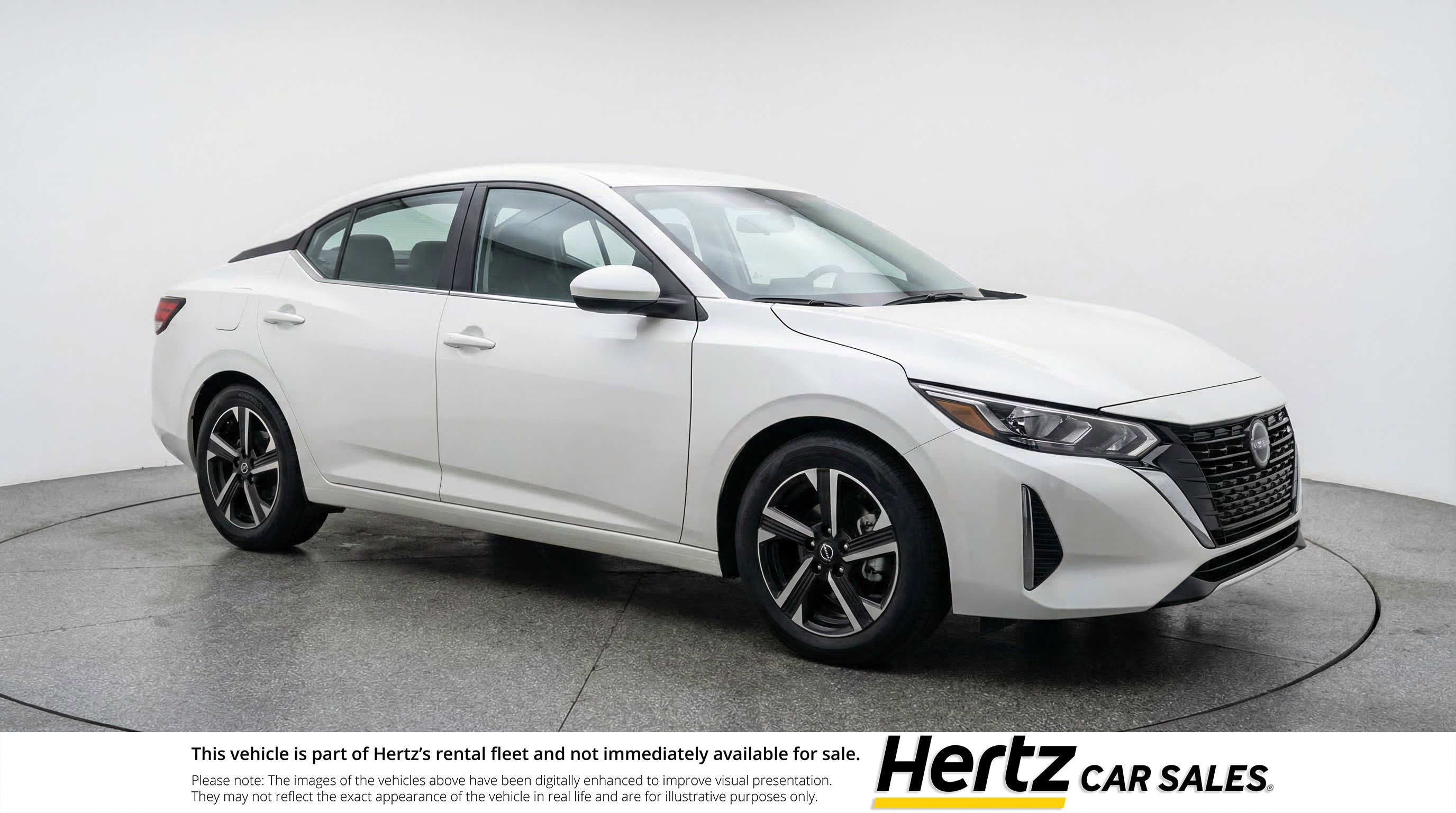 Used 2025 Nissan Sentra SV image 1