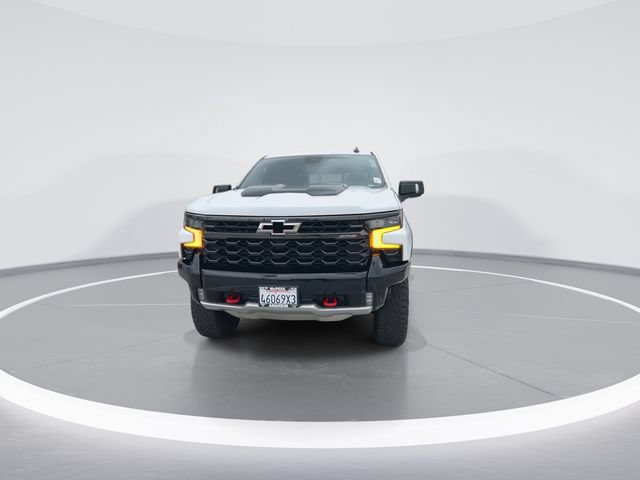 Used 2024 Chevrolet Silverado 1500 ZR2 AWD/4WD image 3