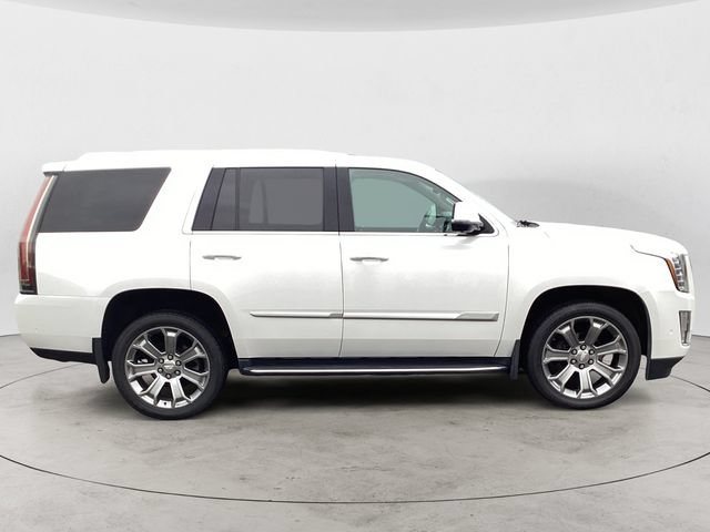 Used 2020 Cadillac Escalade Luxury AWD/4WD image 6