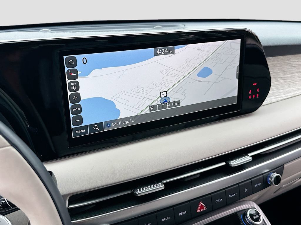 Used 2024 Hyundai Palisade Calligraphy image 13