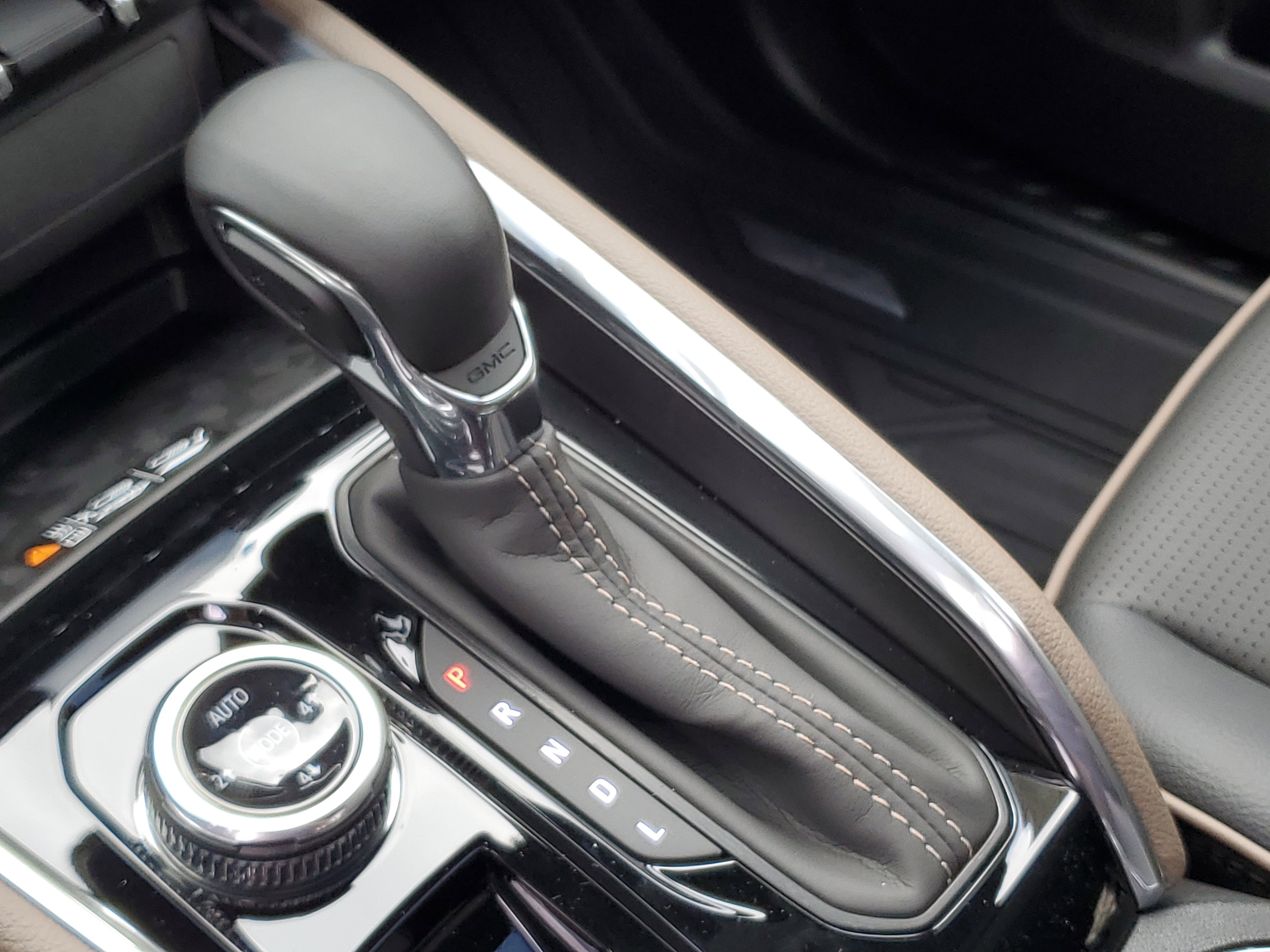 New 2026 GMC Canyon Denali image 23