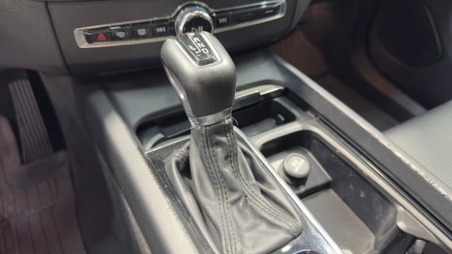 Used 2019 Volvo XC60 T5 Inscription w/ Protection Package AWD/4WD image 29