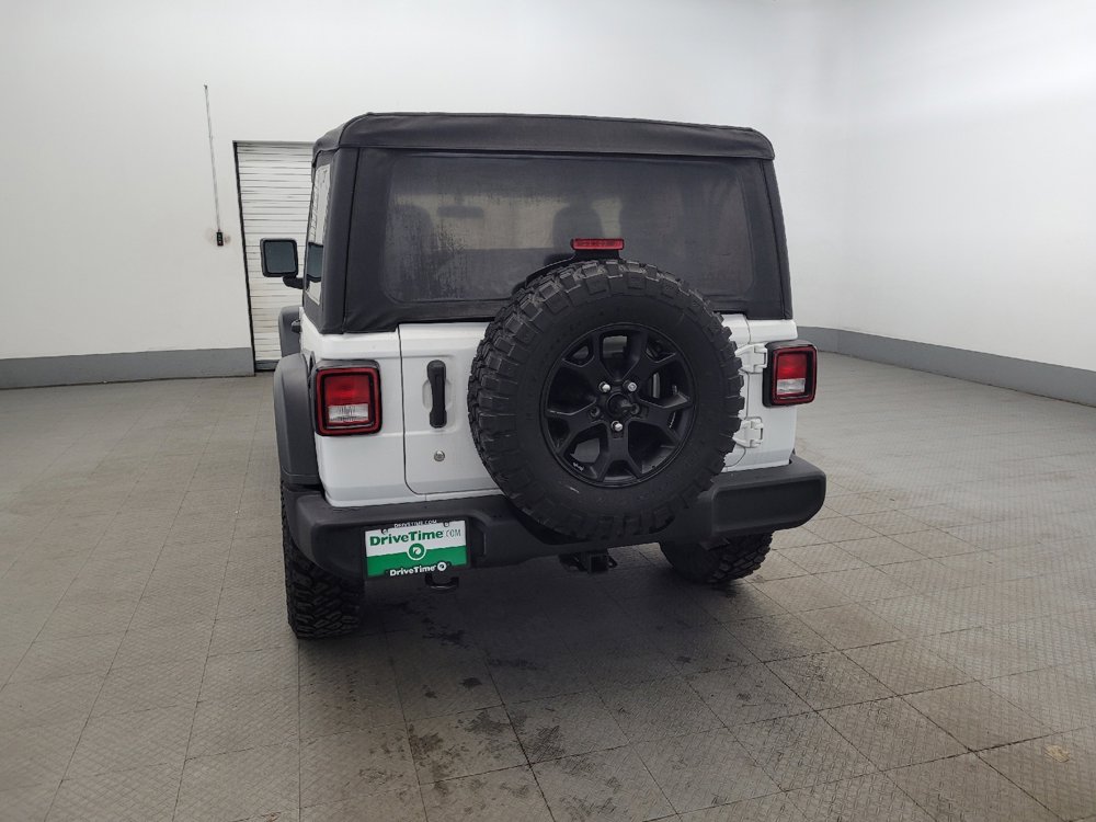 Used 2022 Jeep Wrangler Sport image 6