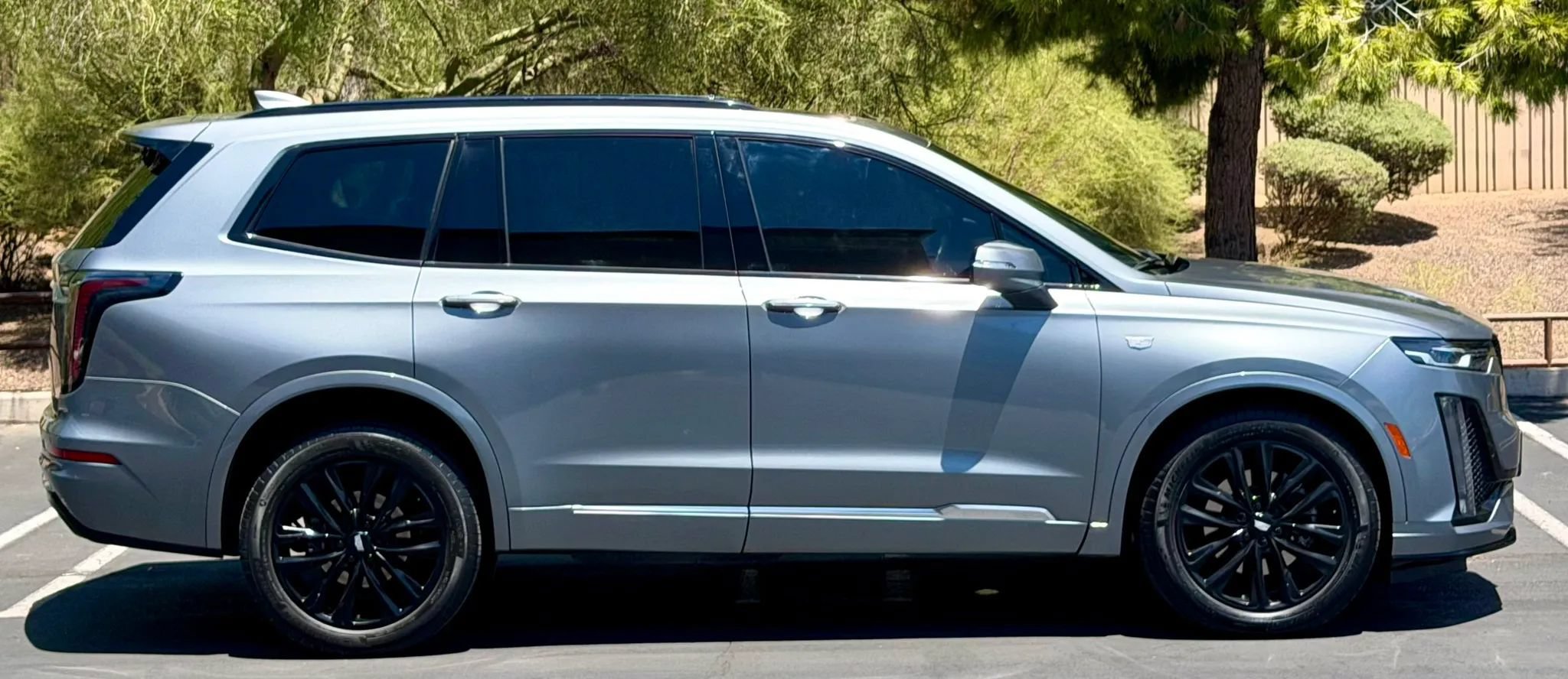 Used 2021 Cadillac XT6 Sport AWD/4WD image 4