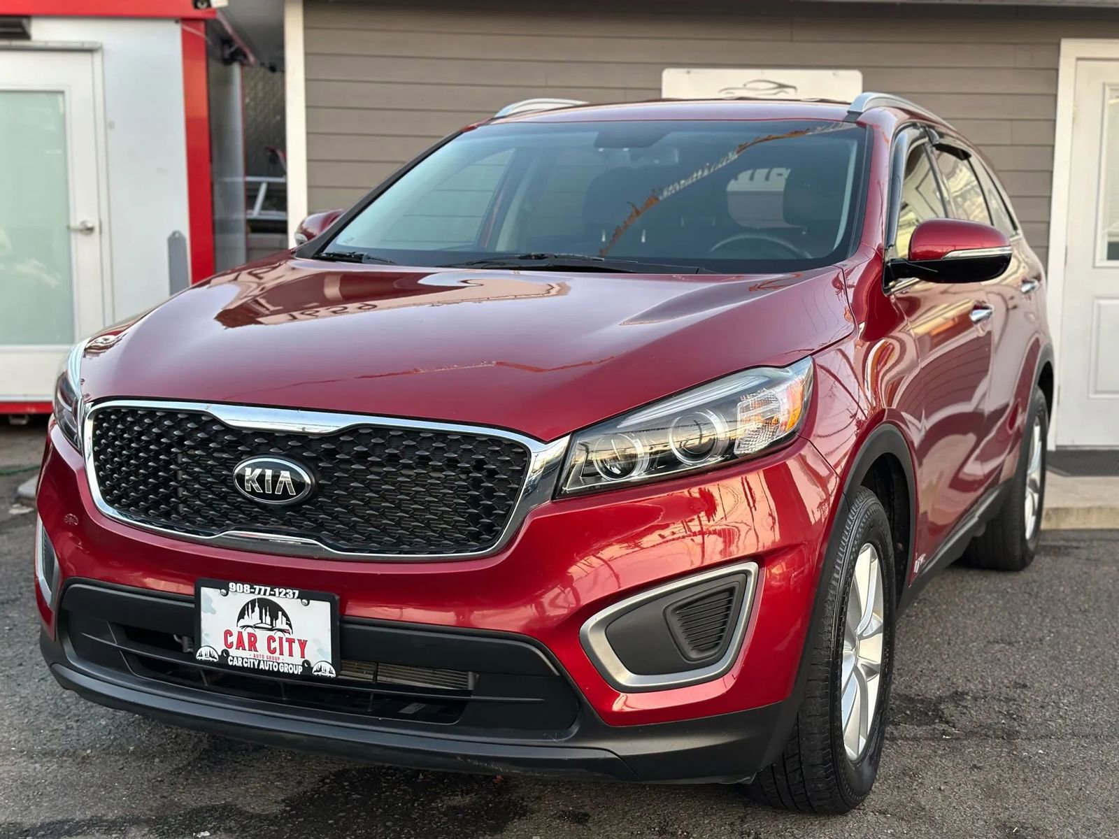 Used 2017 Kia Sorento LX w/ LX Convenience Package