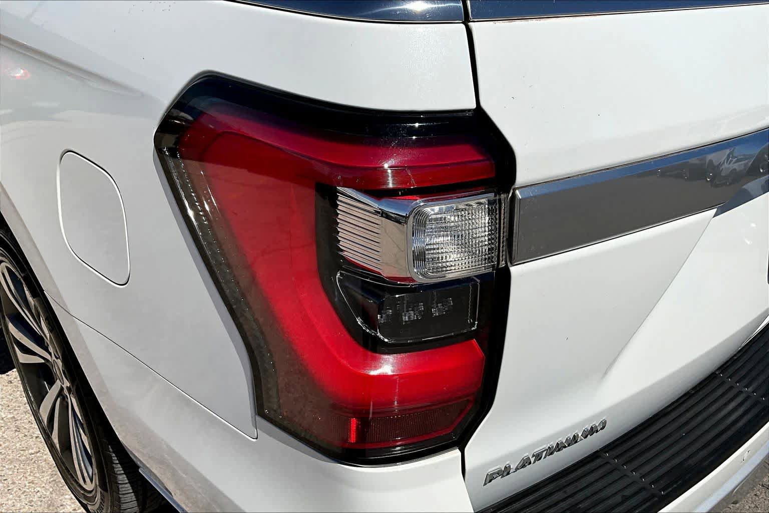 Certified 2020 Ford Expedition Max Platinum image 28