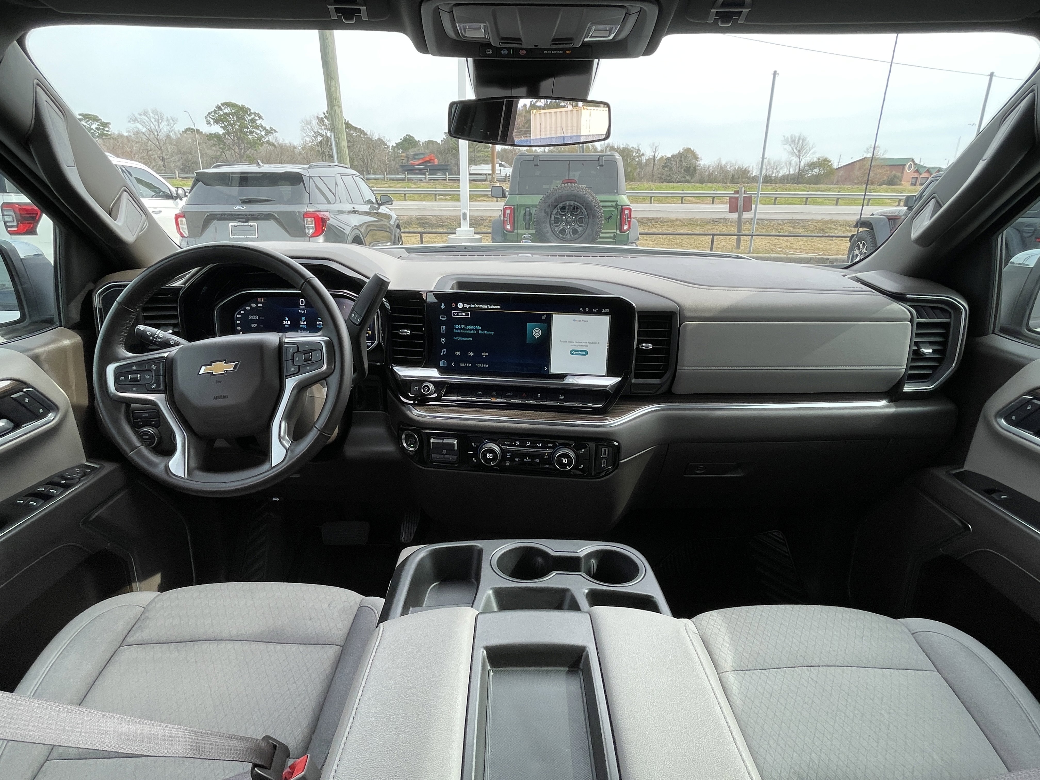 Used 2025 Chevrolet Silverado 1500 LT image 36