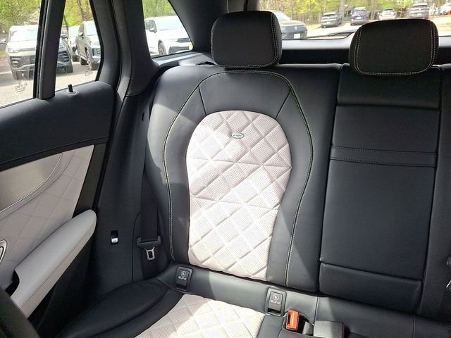 Used 2018 Mercedes-Benz GLC 300 4MATIC image 18