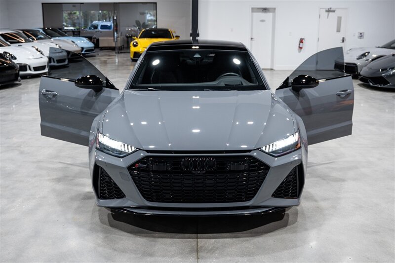 Used 2021 Audi RS 7 Sportback w/ Black Optic Package AWD/4WD image 43