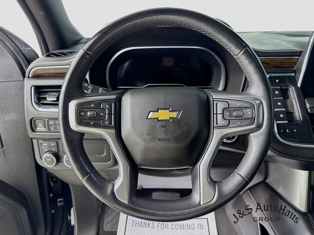 Used 2023 Chevrolet Suburban Premier AWD/4WD image 12