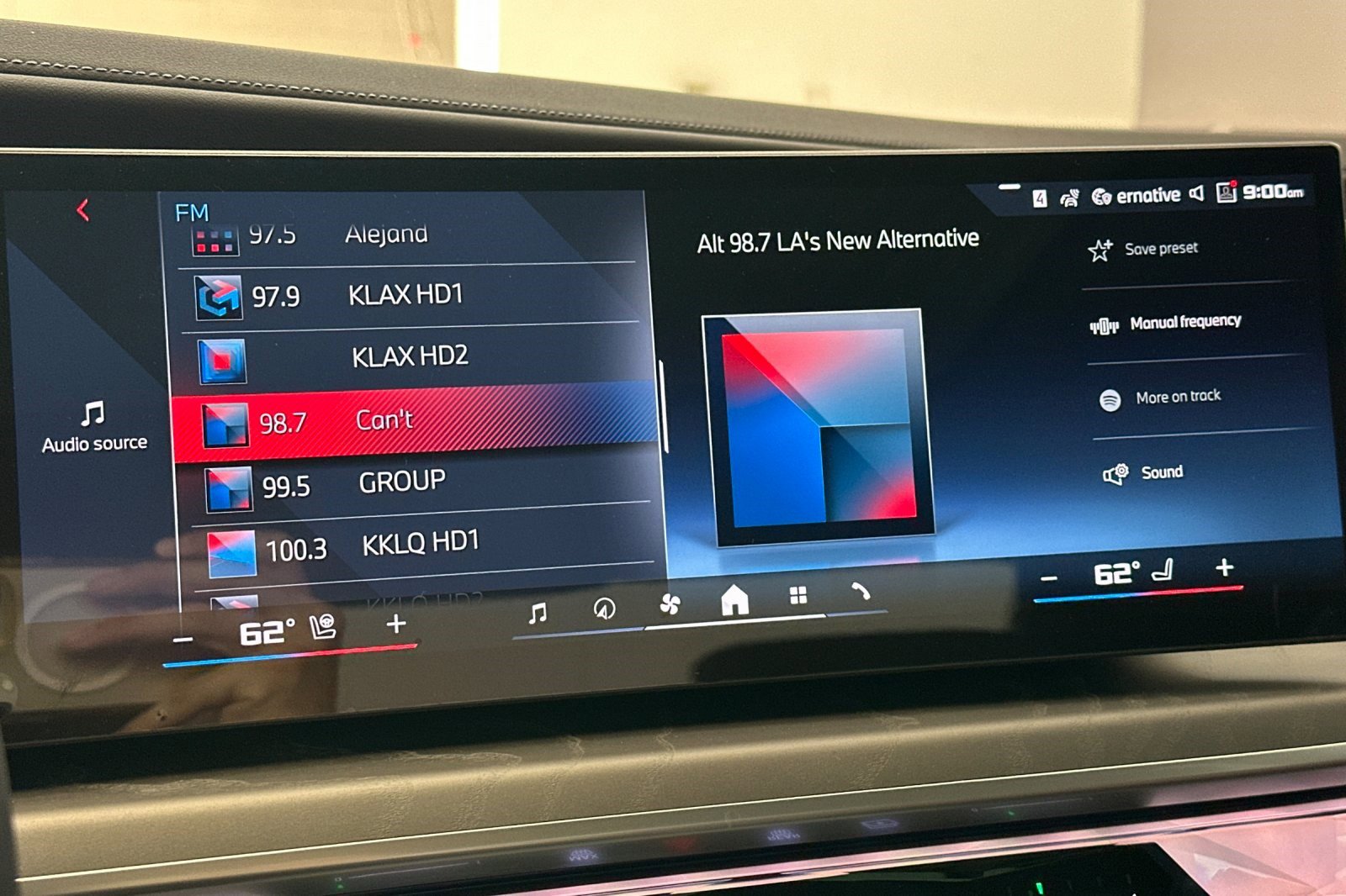 New 2026 BMW i7 M70 w/ Premium Package image 22