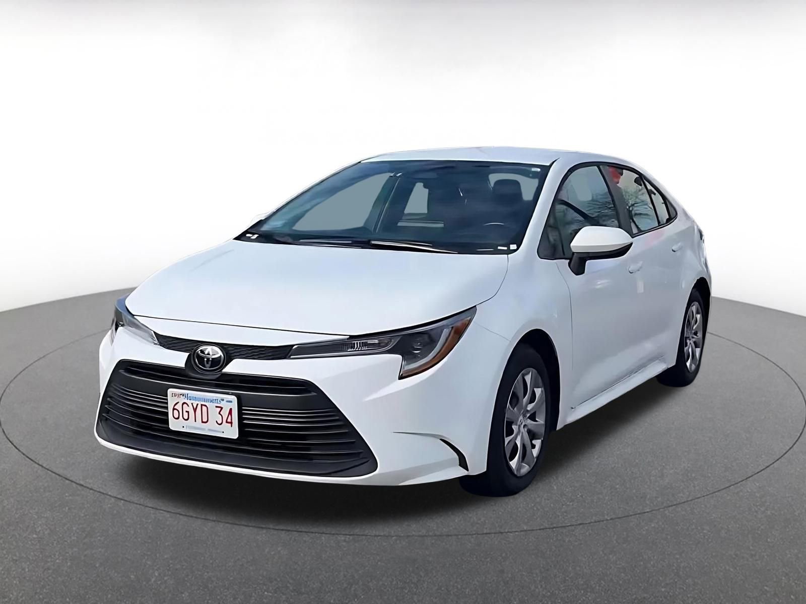 Used 2025 Toyota Corolla LE image 7