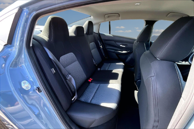 New 2027 Nissan Sentra SV w/ Floor Mat Package FWD image 8