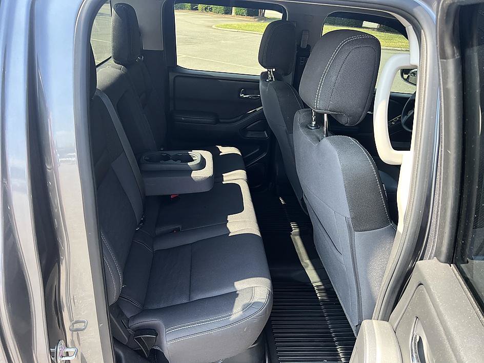 Certified 2023 Nissan Frontier SV AWD/4WD image 16
