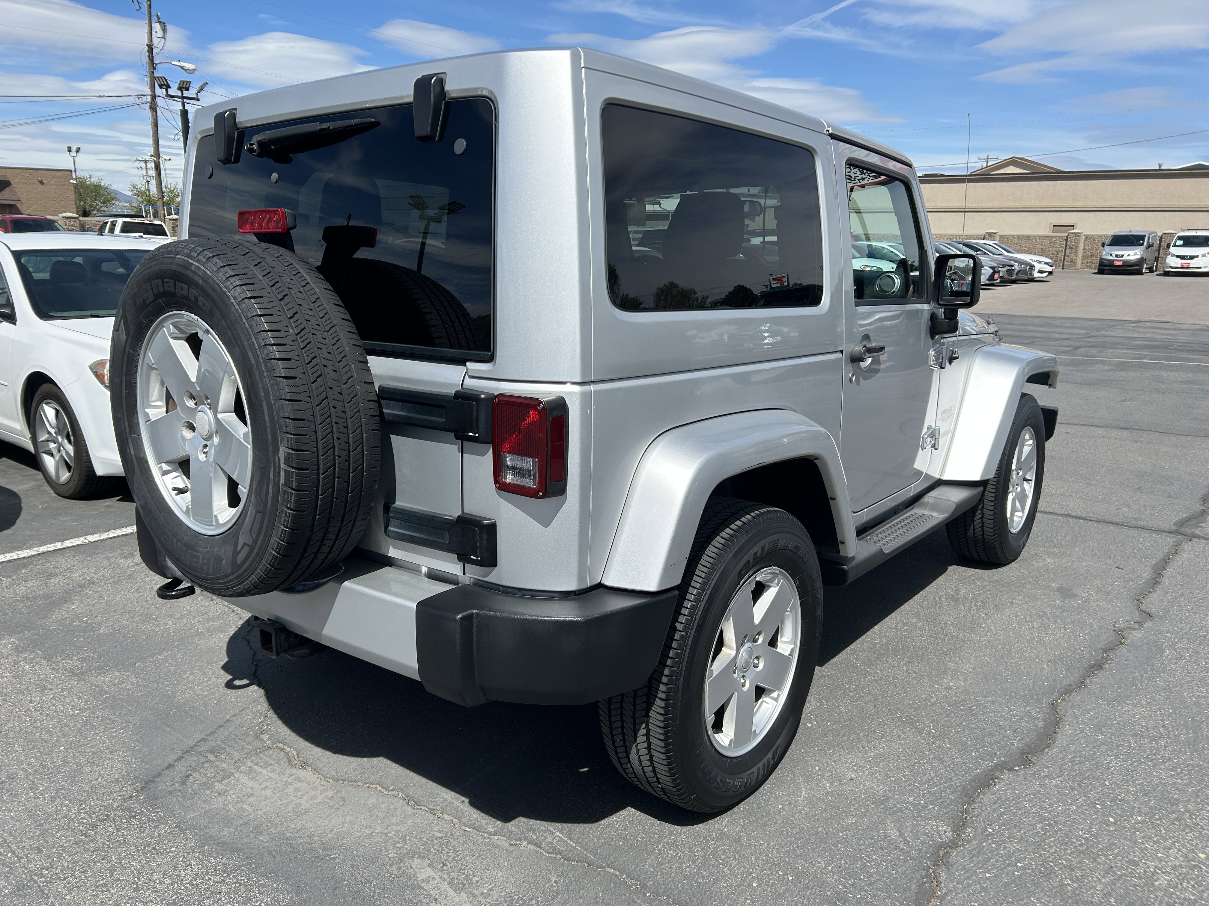 Used 2011 Jeep Wrangler Sahara w/ Connectivity Group image 7