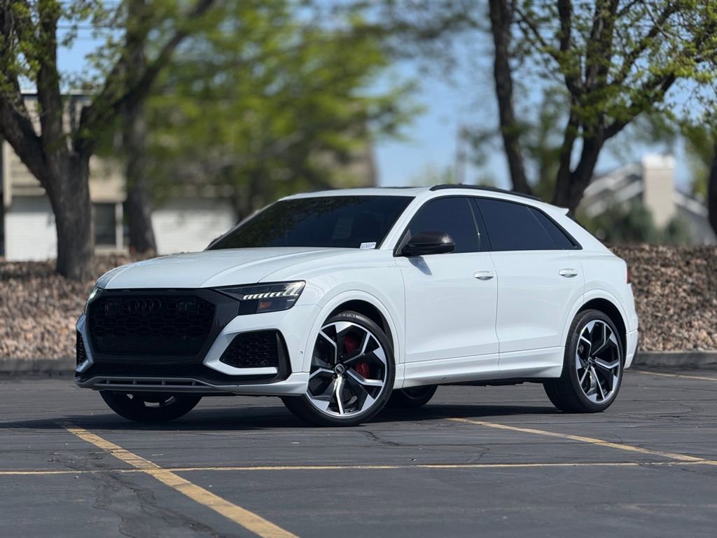 Used 2021 Audi RS Q8 w/ Carbon Optic Package AWD/4WD image 1