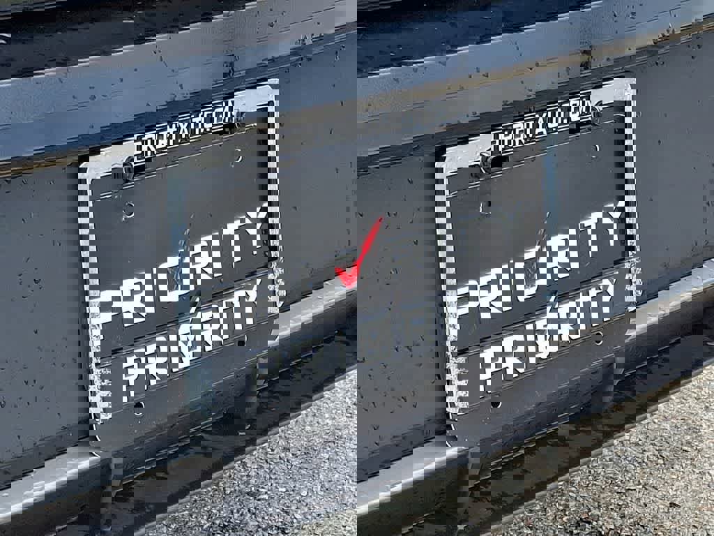 Certified 2025 Hyundai Elantra Sport image 32