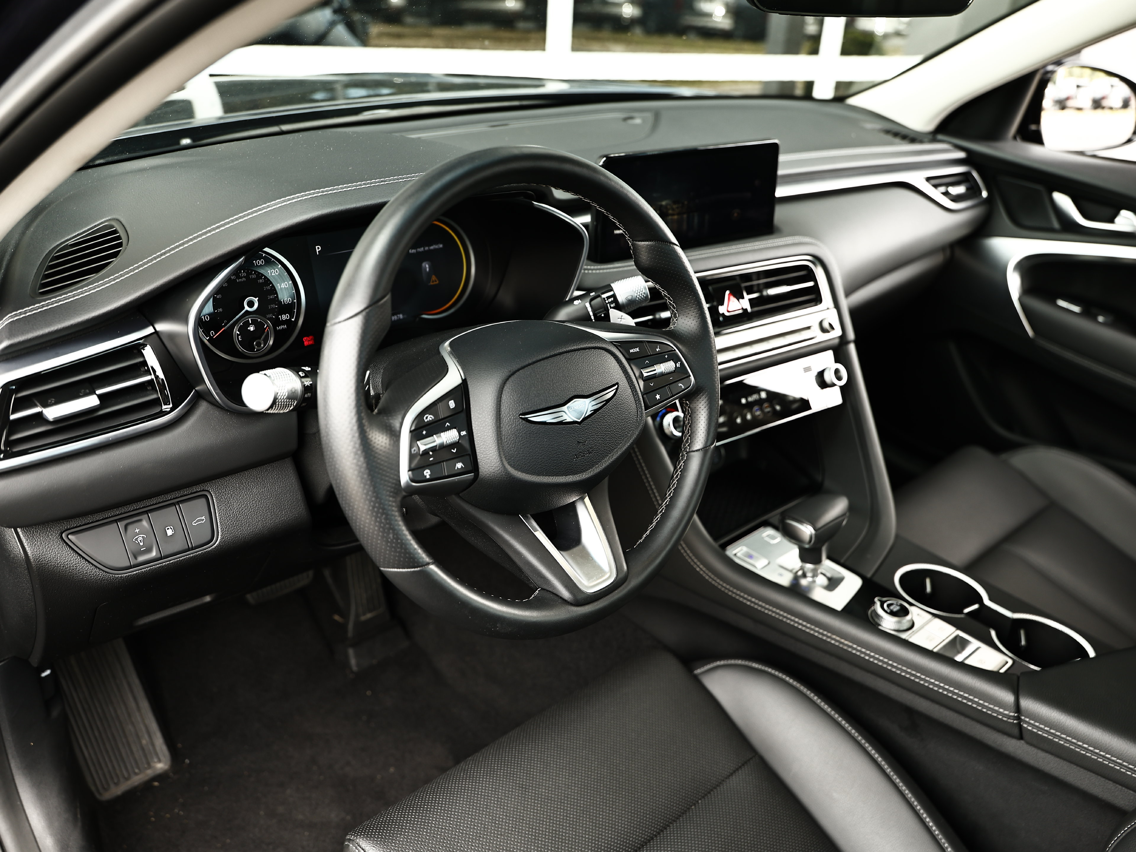 Used 2026 Genesis G70 2.5T AWD/4WD image 18