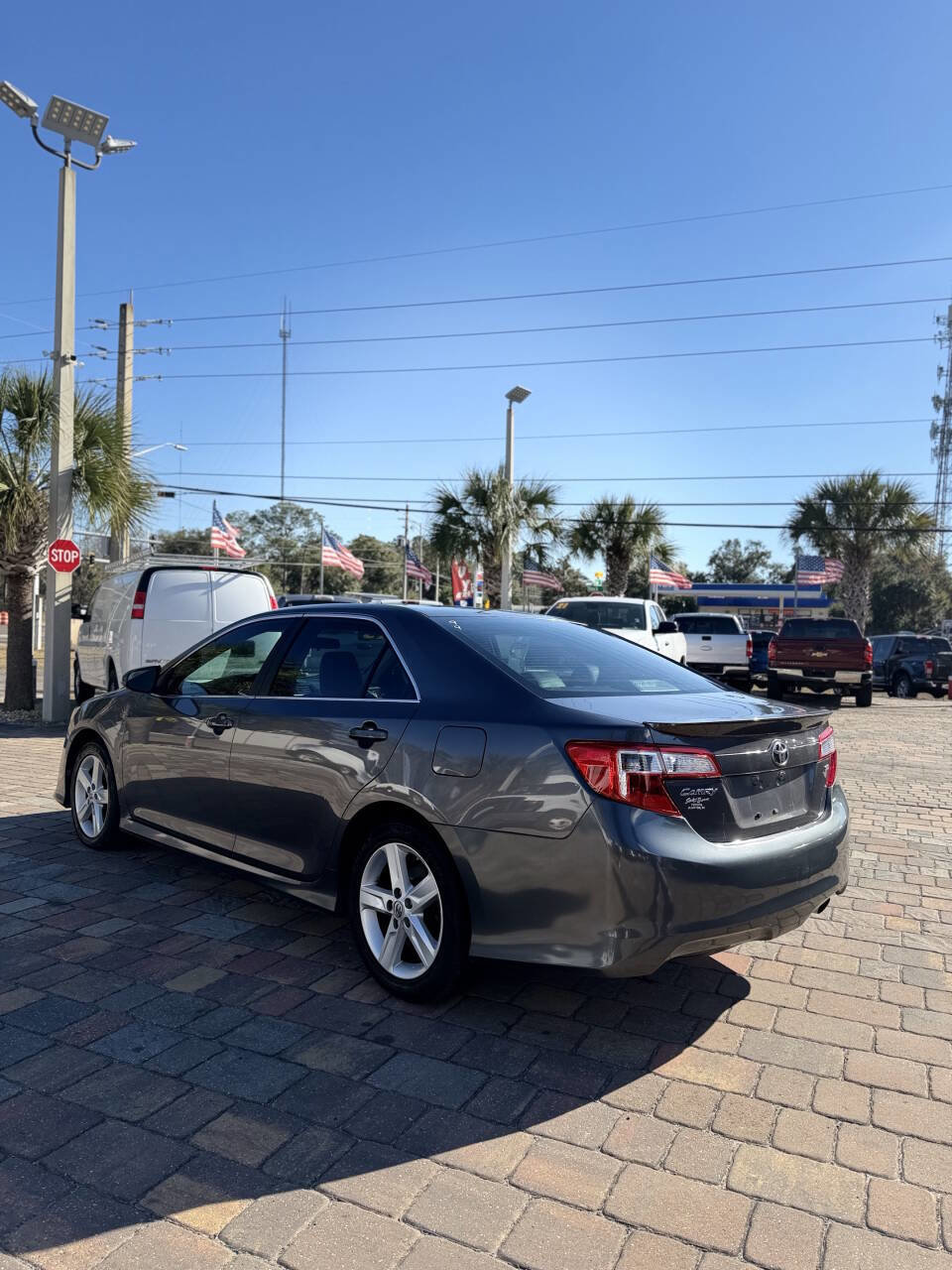Used 2013 Toyota Camry SE image 8