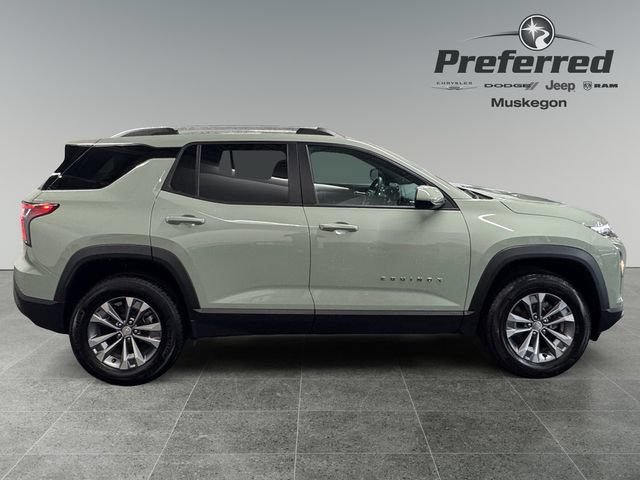 Used 2025 Chevrolet Equinox LT AWD/4WD image 8