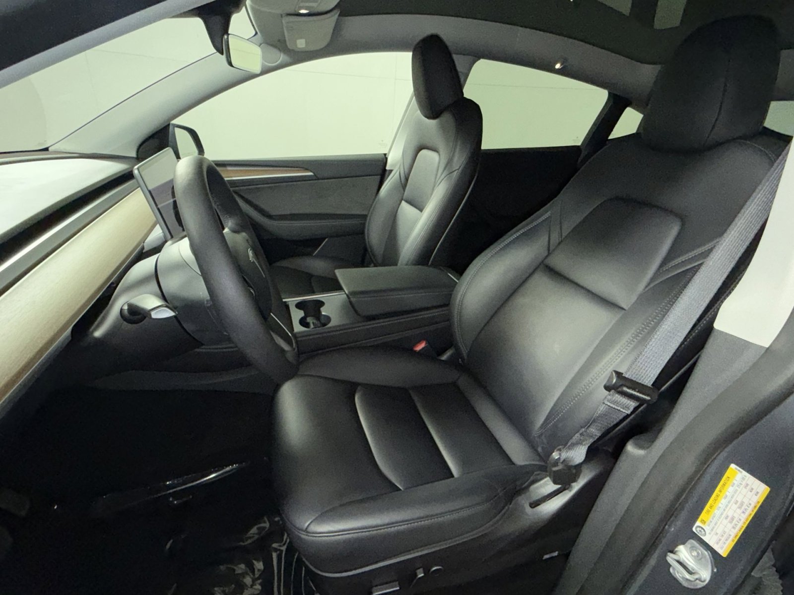 Used 2023 Tesla Model Y Long Range image 13