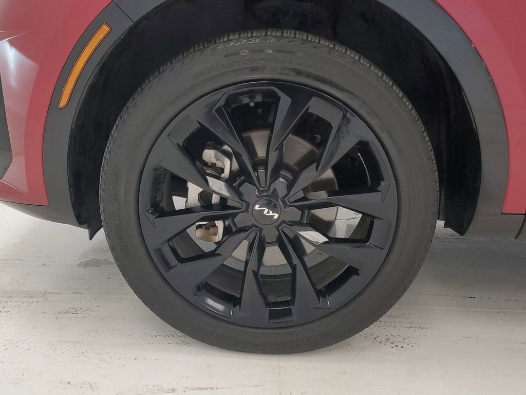 Used 2023 Kia Sorento SX image 9