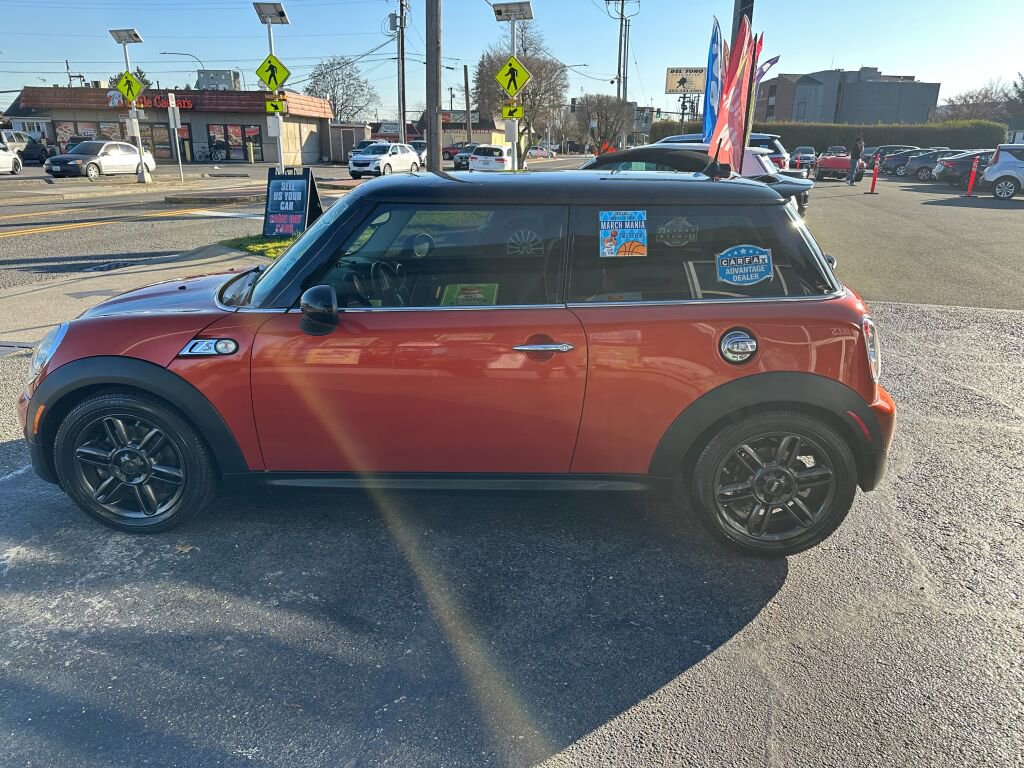 Used 2011 MINI Cooper S image 8