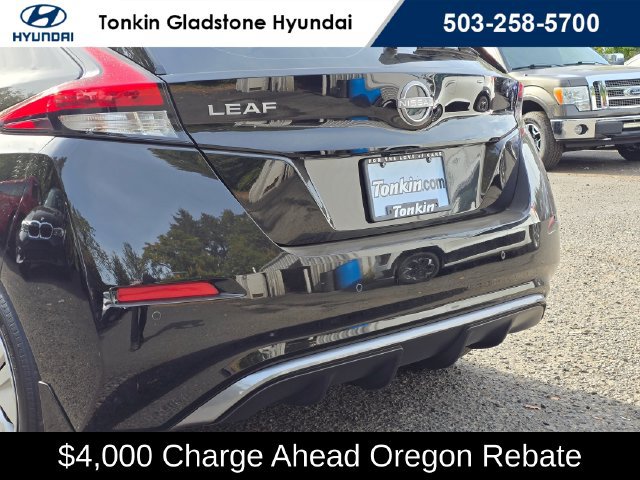 Used 2025 Nissan Leaf S FWD image 13