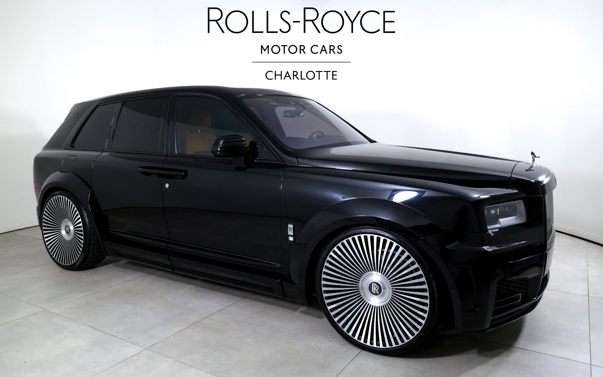 Used 2022 Rolls-Royce Cullinan image 5