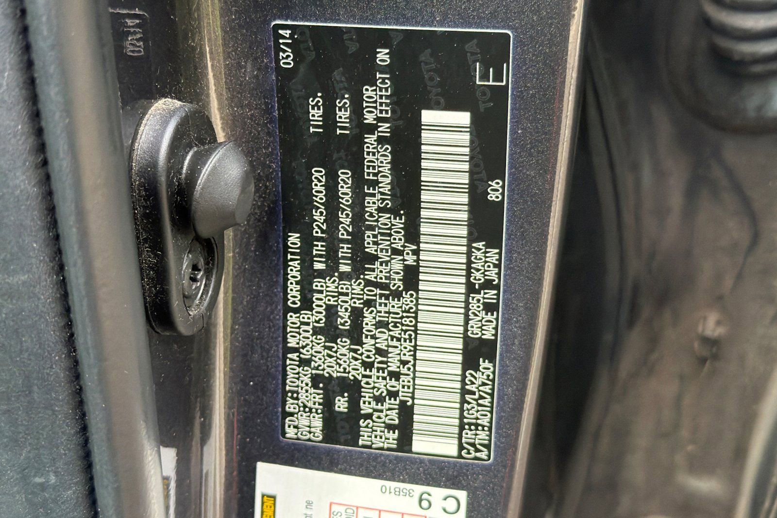 Used 2014 Toyota 4Runner Limited AWD/4WD image 28